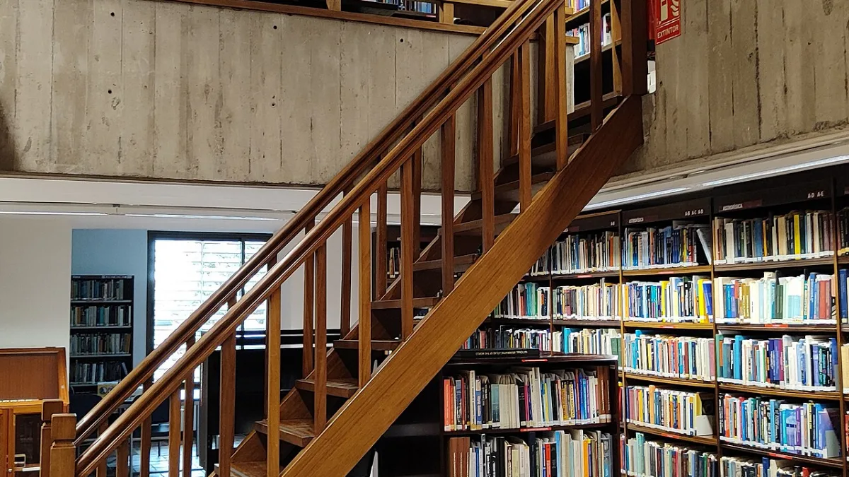 Biblioteca del Instituto de Astrofísica de Canarias